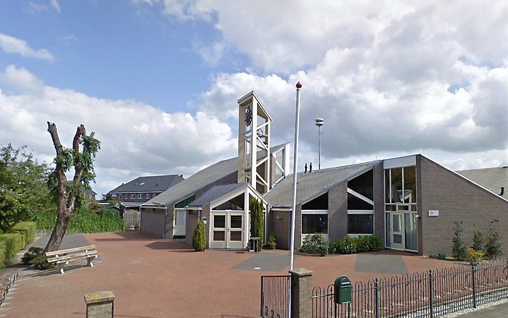 De hersteld gereformeerde kerk Bunschoten- Spakenburg (hgk-BS) houdt  haar diensten in de Vaartkerk te Eemdijk. beeld Google Streetview