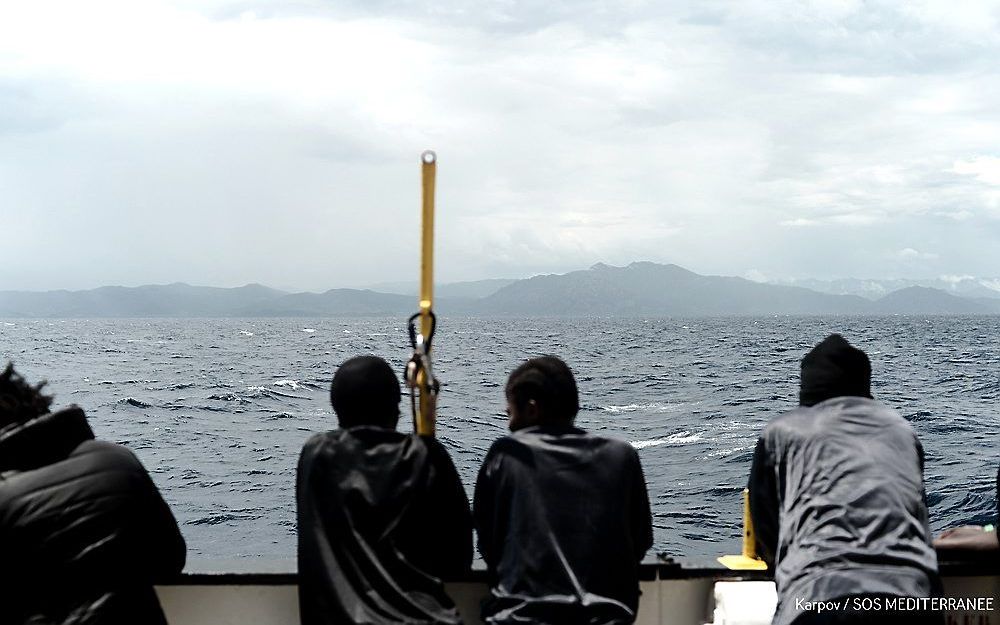 Migranten op de Middellandse Zee. beeld AFP