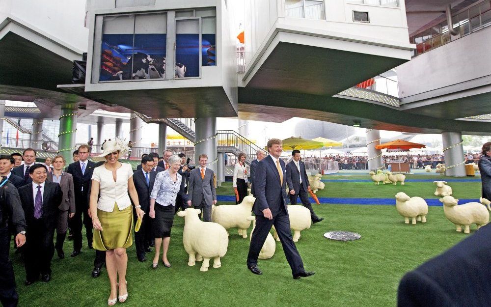 Prins Willem-Alexander en prinses Máxima bezoeken de World Expo in Shanghai. Foto ANP