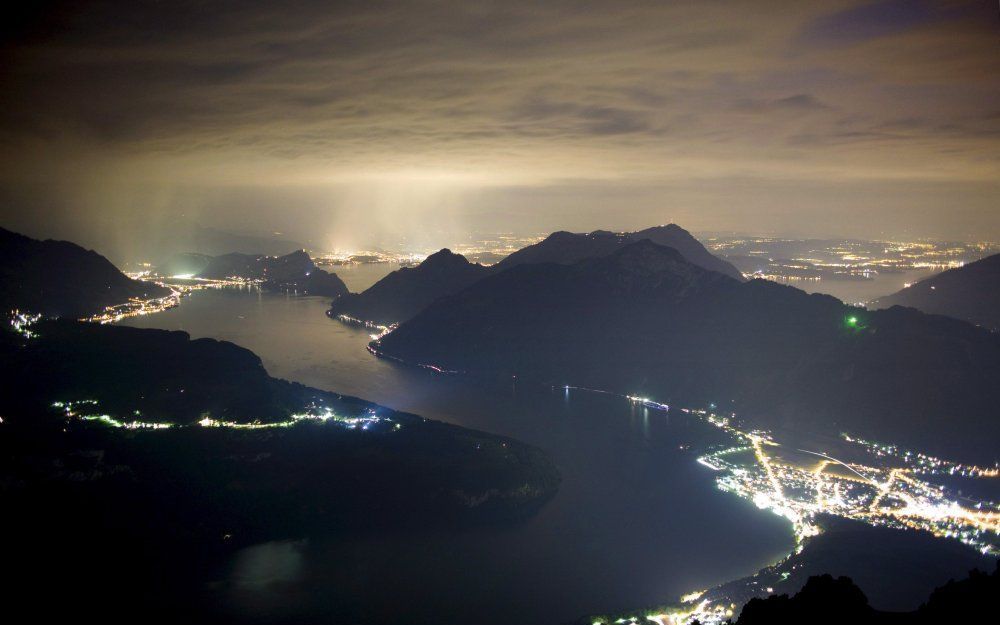 Luzern bij nacht. Foto EPA