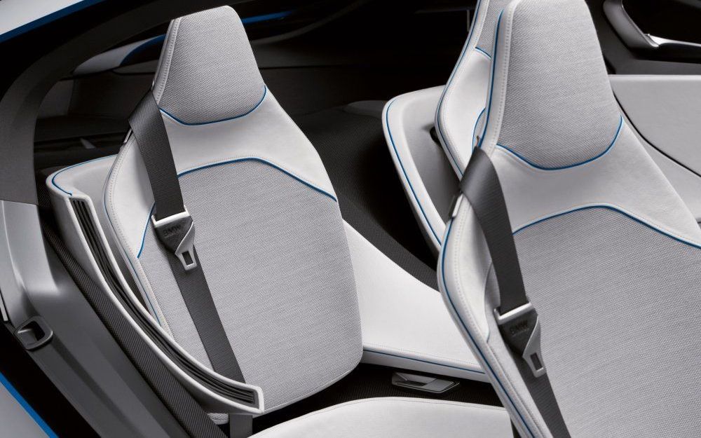 Ultralichte stoelen in een ”BMW concept car”. Foto BMW