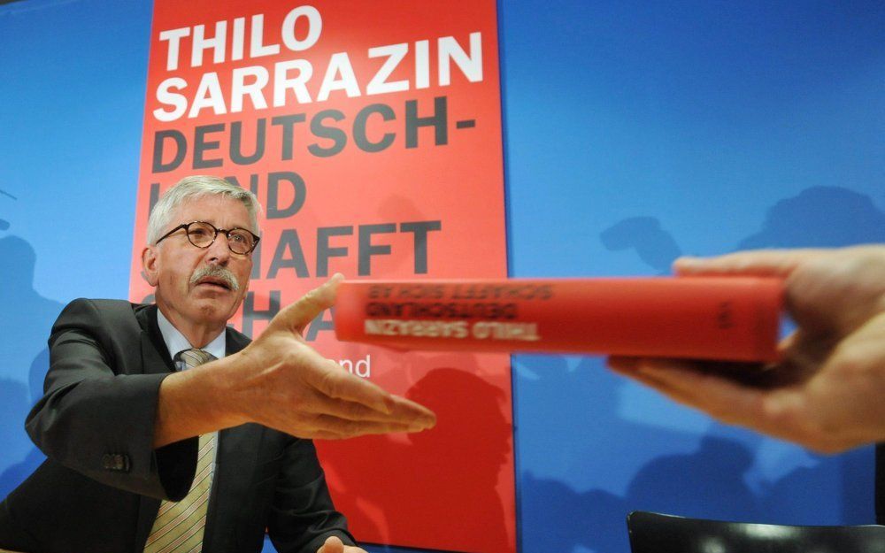 Thilo Sarrazin tijdens de presentatie van zijn boek. Foto EPA