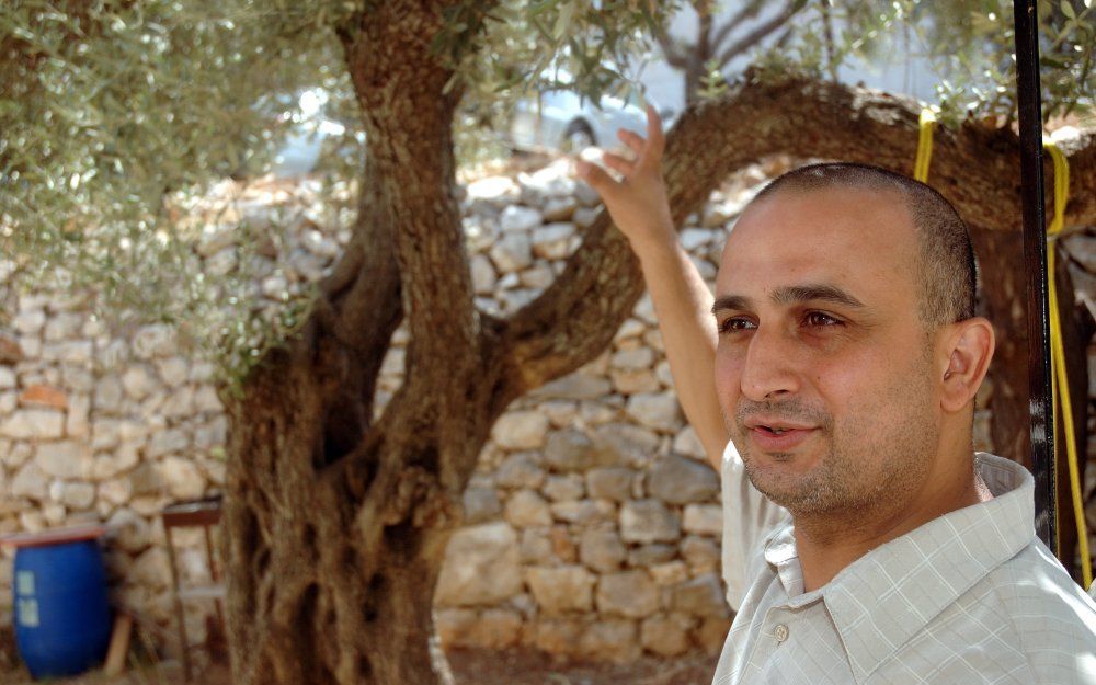 Ds. Danny Awad bij de Baraka Presbyteriaanse Kerk in Bethlehem. Foto Alfred Muller