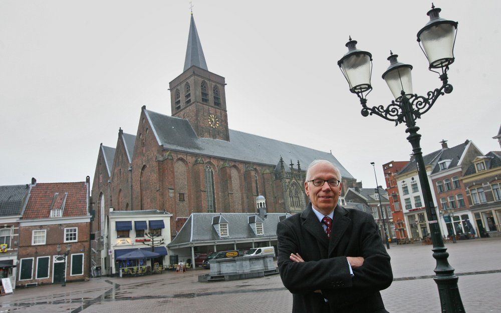 AMERSFOORT  – Architect ir. Gijsbert van Hoogevest was vrijdag een van de sprekers op de jaarthemadag van de Vereniging van Beheerders van Monumentale Kerken in Nederland. Het andere gebruik van kerken vraagt ook een andere werkwijze van architecten zo st