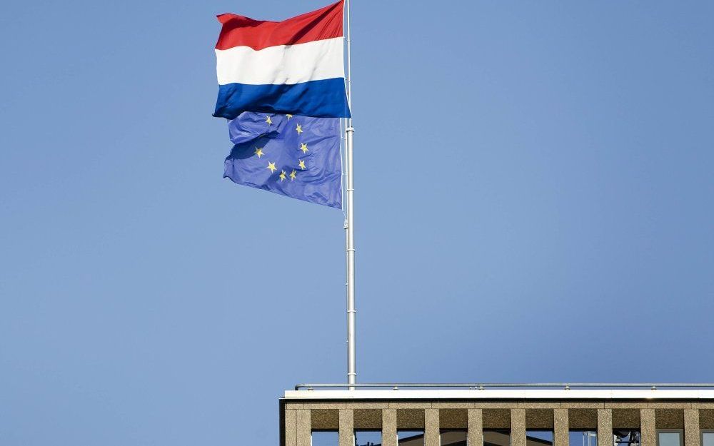 De EU-lidstaten zijn het erover eens dat er hardere sancties moeten komen voor landen die een potje maken van de Europese begrotingsregels. Maar over de exacte aanpak zijn ze het nog niet eens. Foto EPA