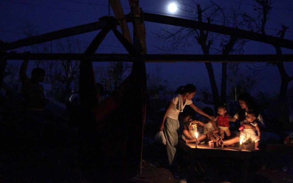 Slachtoffers van de tyfoon Megi op de Filipijnen. Foto EPA