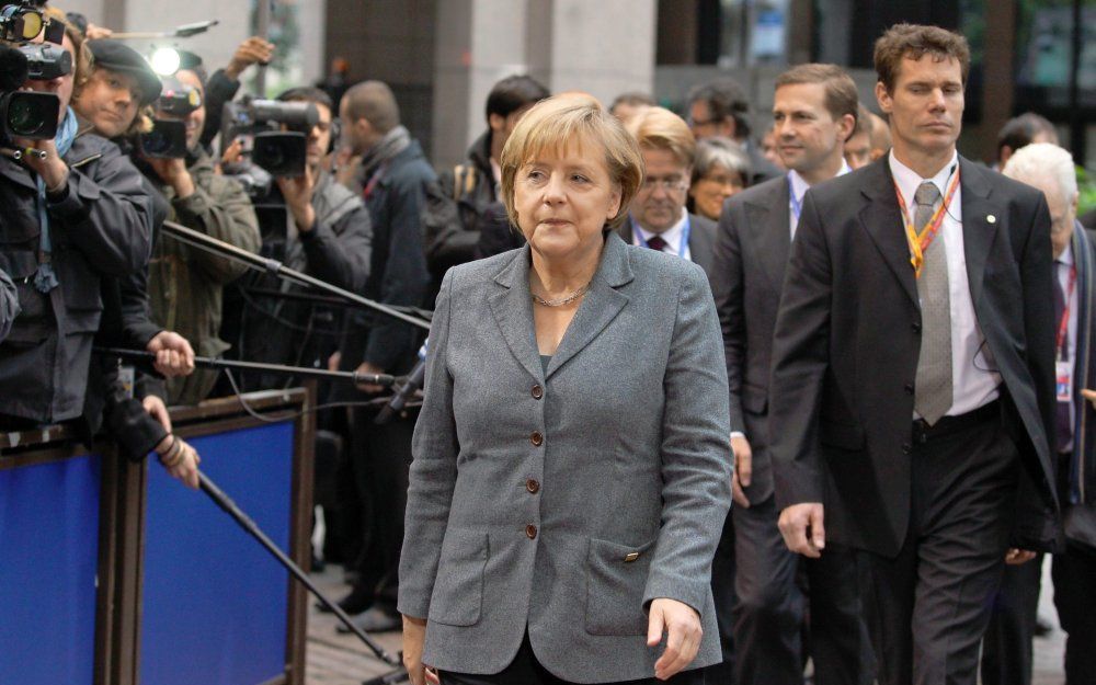 Merkel wil op de top een wijziging van het EU-verdrag afdwingen die het opschorten van stemrecht mogelijk moet maken. Foto EPA