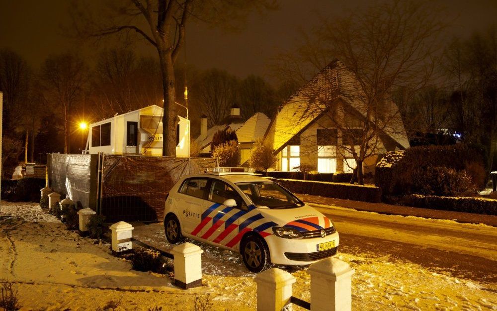 De politie heeft naar nu bekend is geworden al heel kort nadat bij de Criminele Inlichtingen Eenheid informatie was binnengekomen over een geweldsdreiging tegen burgemeester Fons Jacobs van Helmond een verdachte aangehouden. Foto ANP