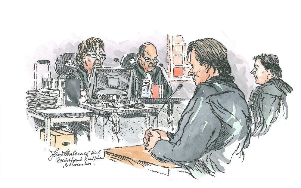 Rechtbanktekening van de Puttense moordzaak. Op de tekening (VLNR): Officier van justitie J.M. Froberg, voorzitter R. Krijger, verdachte Ronald P., raadsman Ruud van Boom.  Foto ANP