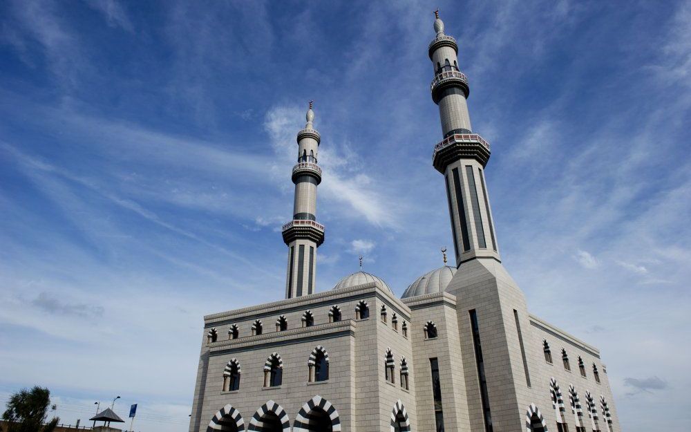 De Essalammoskee in Rotterdam. De Essalammoskee in Rotterdam, die vrijdag wordt geopend, is er niet zonder slag of stoot gekomen. Foto ANP