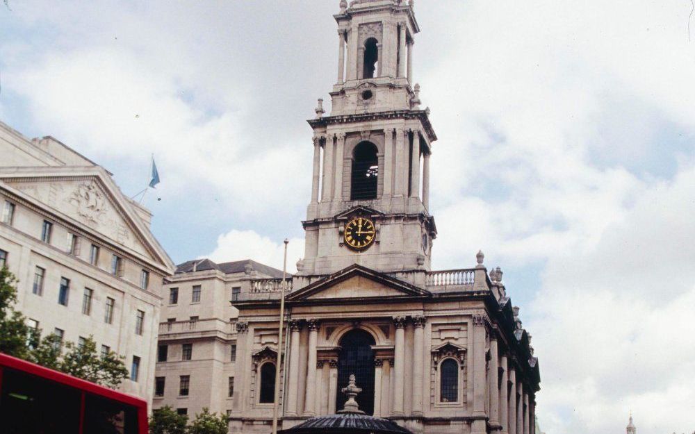 St. Mary-le-Strand was de eerste Londense kerk die onder de wet van 1711 werd gebouwd. Foto NPG