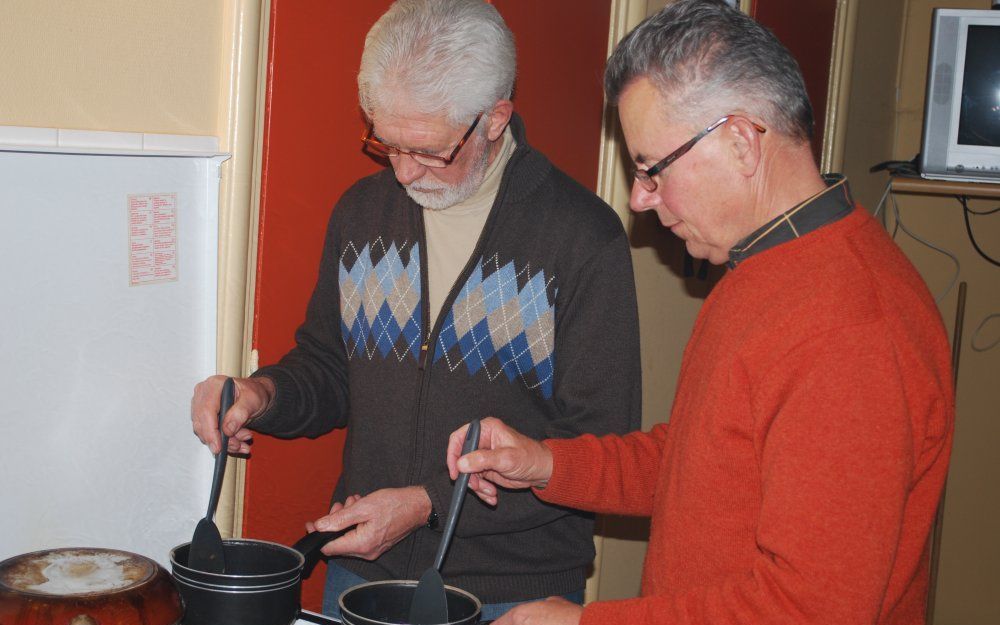 Concentratie bij Jan Vink (r.) en Wim Wagenaar. Foto RD