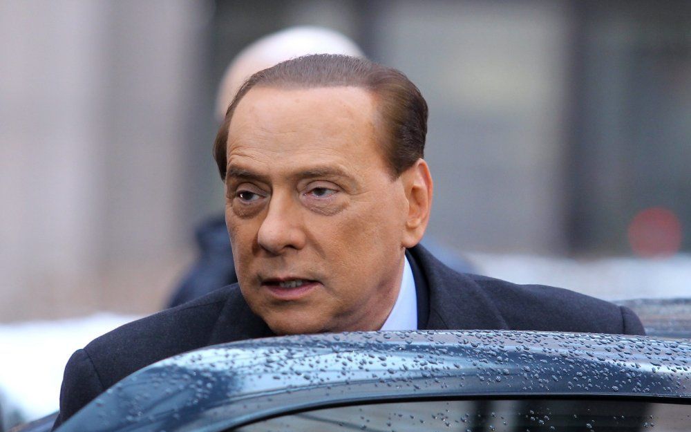 Berlusconi dreigt nog dieper in de problemen te komen omdat een cruciaal belastingplan niet wordt aangenomen.  Foto EPA