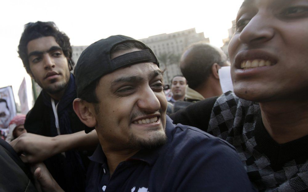 Ghonim die had opgeroepen tot demonstraties werd na twaalf dagen  vrij gelaten.  Foto EPA