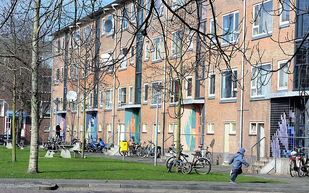 Huiseigenaren zien dat de gemeente de waarde van hun woning dit jaar laat dalen, maar ze gaan toch meer ozb(onroerendezaakbelasting) betalen, meldde de Vereniging Eigen Huis (VEH) vrijdag. Foto ANP