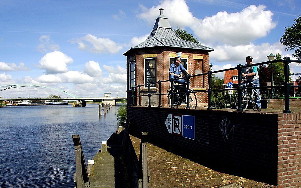 In rioolputten in Hasselt blijkt giftig waterstofsulfide te zitten. Foto: het Zwarte Water bij Hasselt. Foto RD, Sjaak Verboom