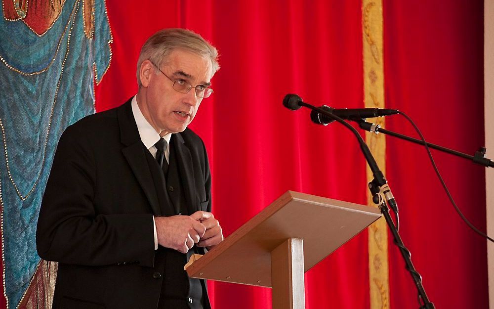 In Rijssen werd zaterdag de eerste toogdag van hersteld hervormde mannen gehouden. Kandidaat H. J. van Marle sprak over bekering; ds. D. Heemskerk over genade en recht. Foto Jan van de Maat