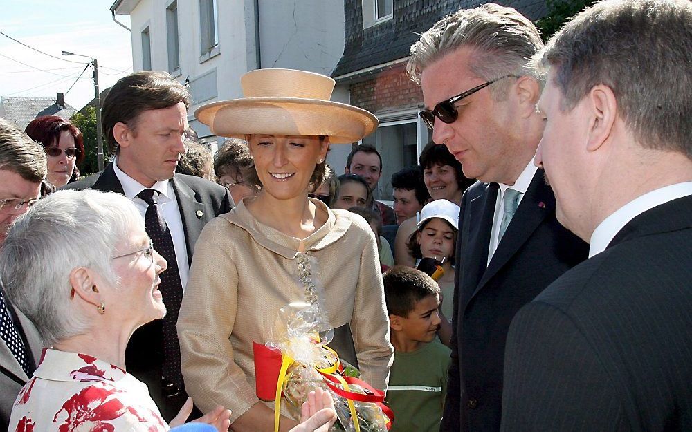 Prins Laurent (r.) en zijn vrouw Claire. Foto EPA