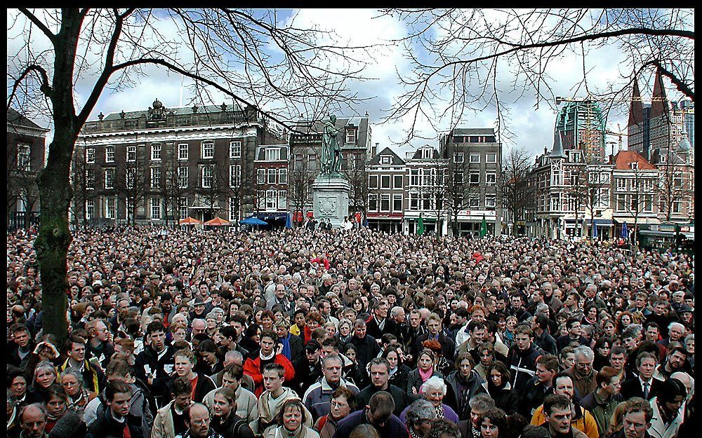 Op 10 april 2001 trokken 10.000 mensen naar Den Haag om te protesteren tegen de euthanasiewet. Foto RD, Henk Visscher