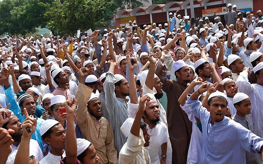 Bangladeshe studenten protesteren voor invoering van fatwa's. Foto EPA