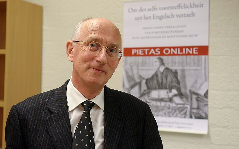 Drs. F. W. Huisman, redacteur van Pietas. Dinsdagmiddag ging de site met 3500 puriteinse werken online. Foto Dijkstra