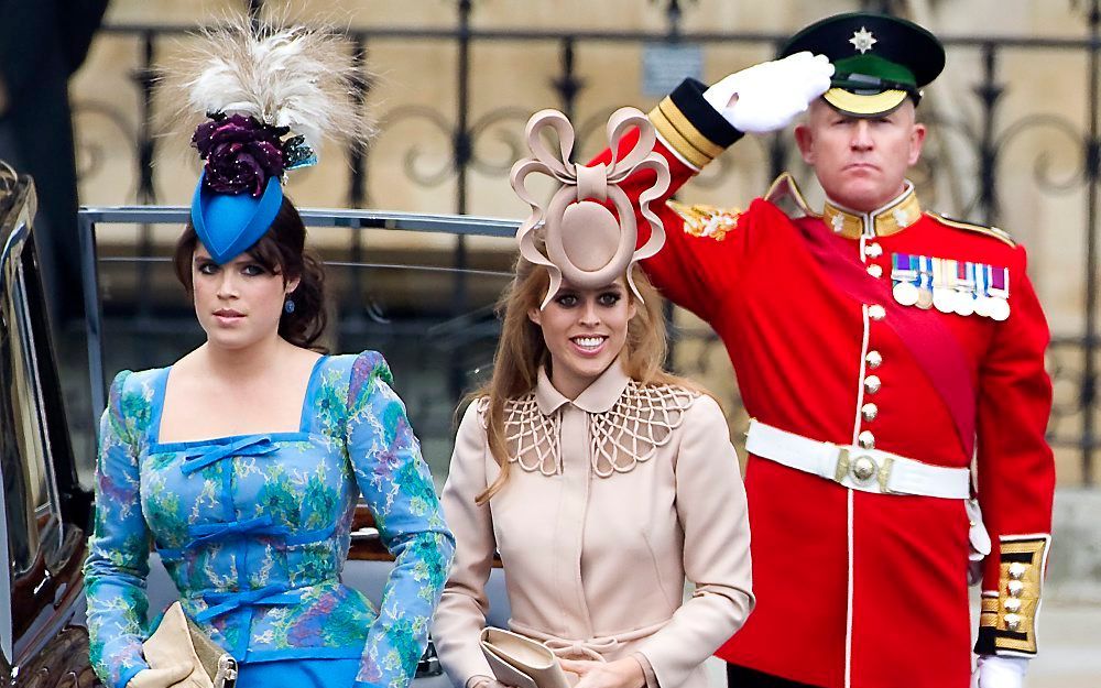 De prinsessen Eugenie (l.) en Beatrice. Foto EPA