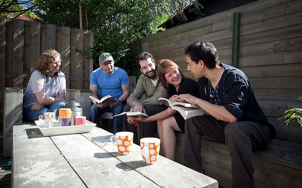 De Rotterdamse homegroup behoort tot ICF Rotterdam. Deze Engelssprekende wijkgemeente functioneert als een zelfstandige gemeente binnen de Christelijke Gereformeerde Kerken. Foto Roel Dijkstra