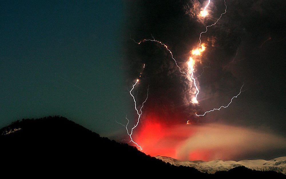 Uitbarsting vulkaan Puyehue. Foto EPA