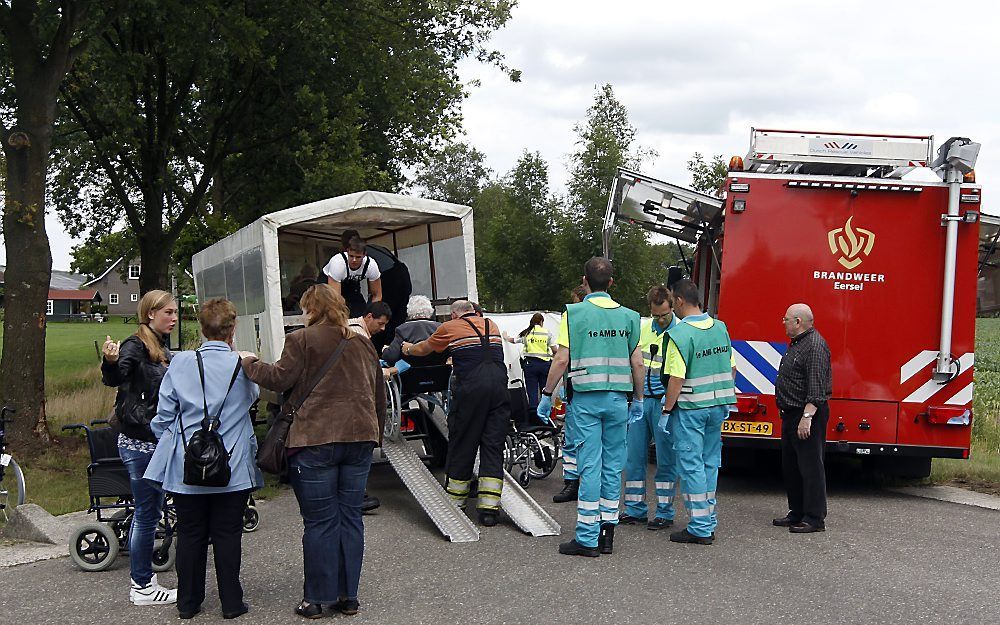 Door een ongeval met twee huifkarren in Bergeijk zijn dinsdag een dode en drie gewonden gevallen. Dat heeft een woordvoerster van de politie laten weten. Foto ANP