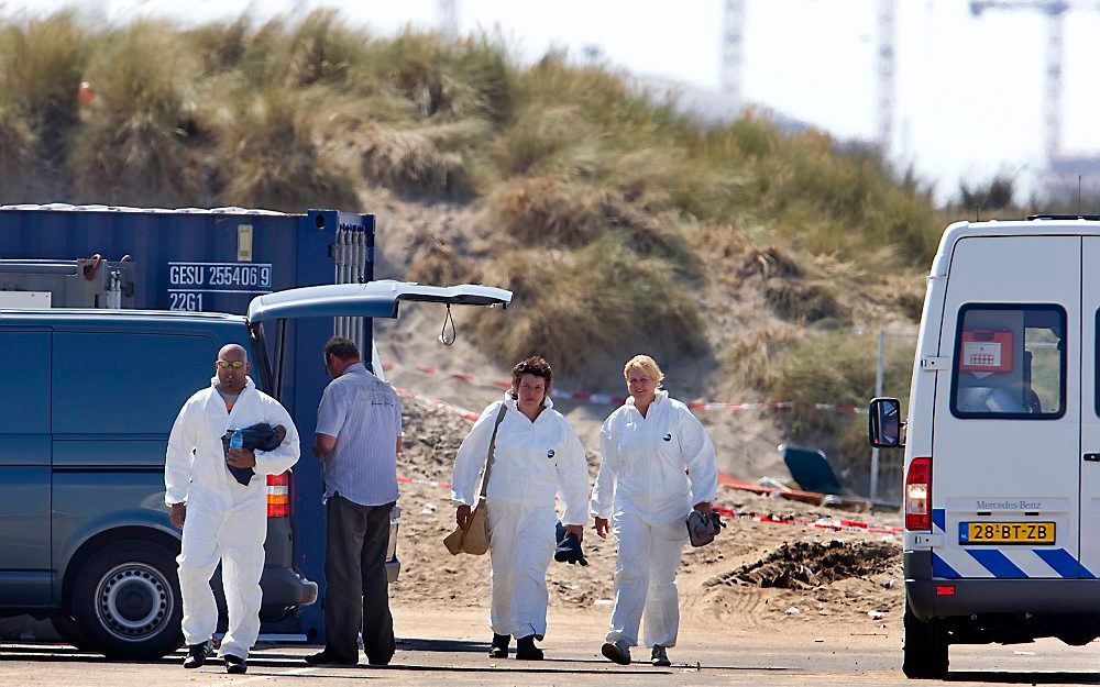 Onderzoek na de strandrellen. Foto ANP