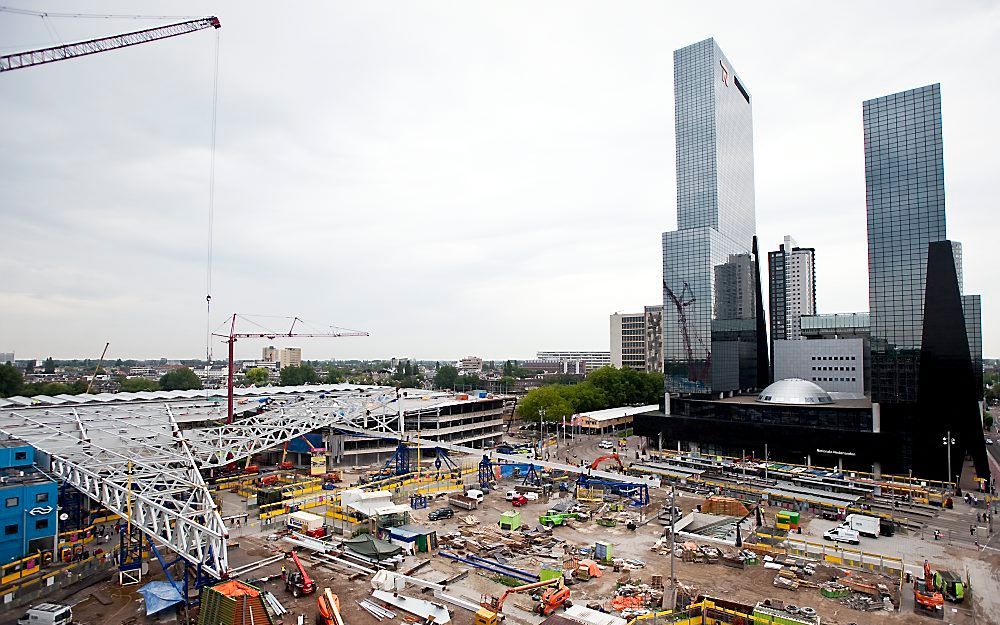 De bouw van Rotterdam Centraal is precies op de helft. Foto ANP