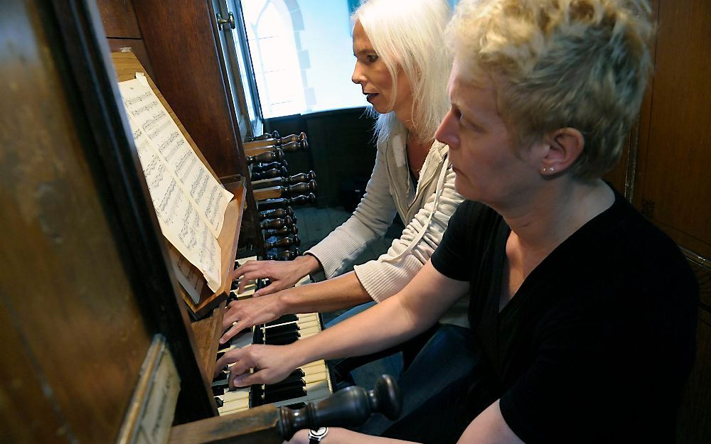 Gerrie Meijers en Christine Kamp. Foto Paul Dijkstra