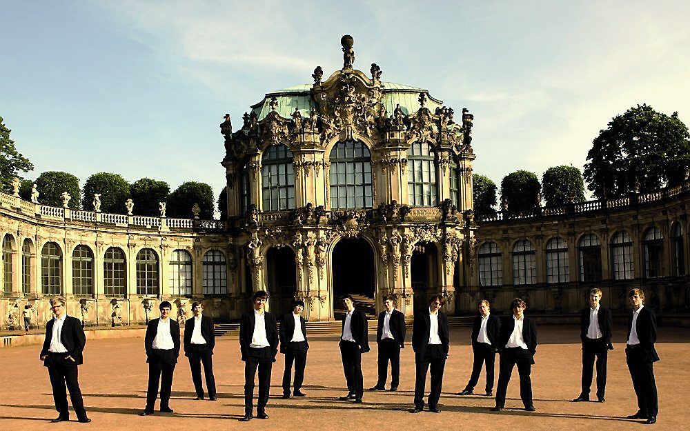 Oud-leden van het Kreuzchor uit de Duitse stad Dresden komen deze maand naar Nieuw-Lekkerland en Hillegersberg. Foto In voce veritas