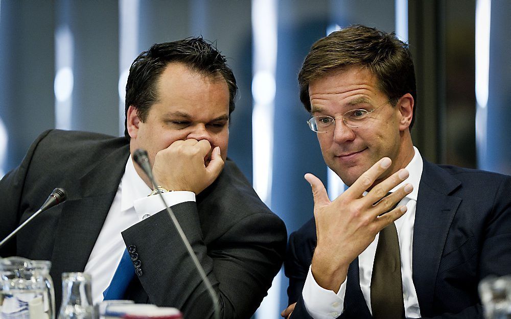 Rutte en De Jager tijdens het eurodebat, dinsdagmiddag. Foto ANP