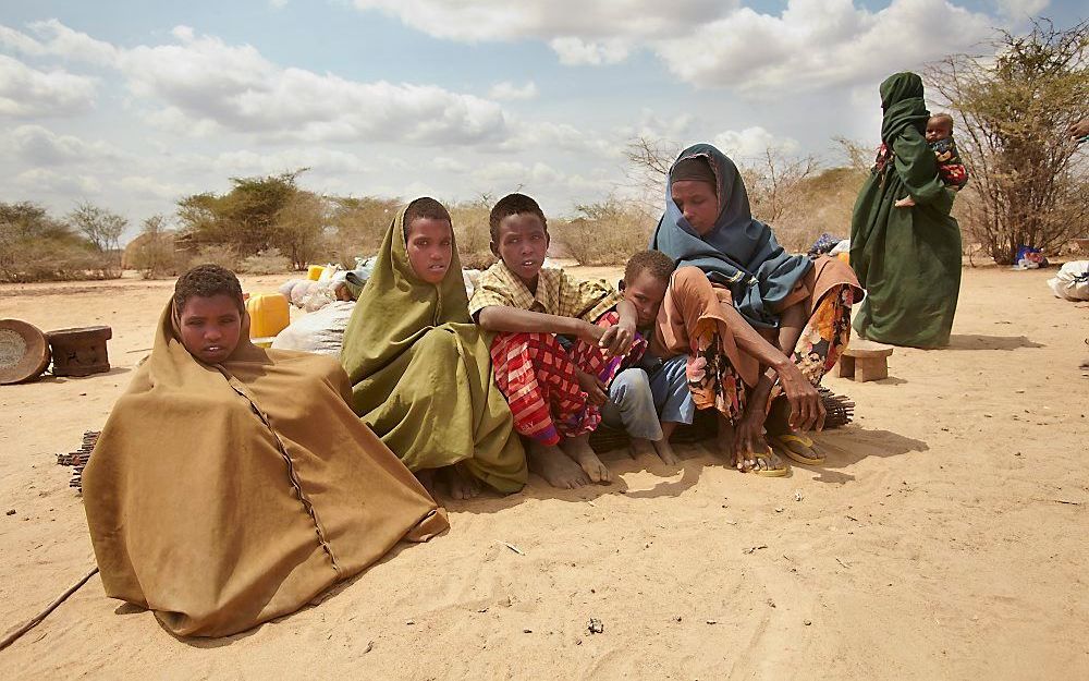 Samen met haar man ontvluchtte de Somalische Fatima Baris Bole Nur een maand geleden de honger. Halverwege de voettocht bezweek haar man door de ontberingen. Ze kon hem niet eens begraven. Tijd om te rouwen was er niet. Foto Jaco Klamer