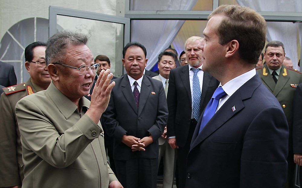 Kim Jung Il (l.) en Medvedev. Foto EPA