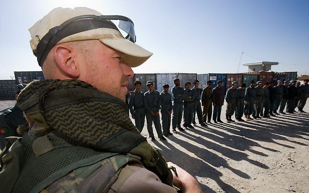 Nederlandse politietrainers patrouilleerden twee weken geleden voor het eerst zelfstandig in de Afghaanse provincie Kunduz. Foto ministerie van Defensie