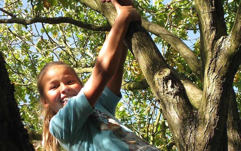 Een kind voelt zich na een dag in de natuur fitter en vrolijker. Foto IVN