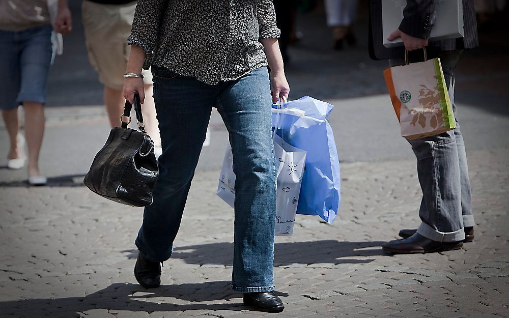 Antwerpen onderzoekt waarom Nederlander over de grens winkelt.  Foto ANP