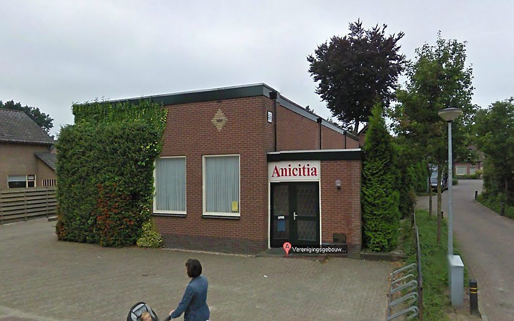 ELSPEET – De oud gereformeerde gemeente in Nederland te Elspeet heeft verenigingsgebouw Amicitia aan de Vierhouterweg aangekocht als eigen kerkgebouw. Foto Google Maps