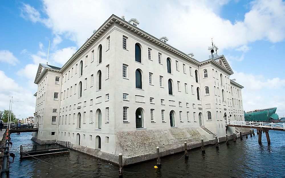 Het Scheepvaartmuseum, uiterlijk nauwelijks veranderd, heeft vanbinnen een metamorfose ondergaan.	Foto Scheepvaartmuseum