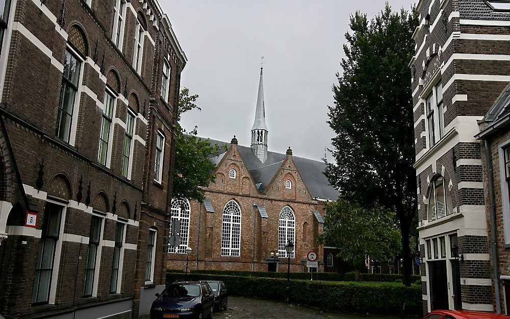 LEEUWARDEN - De Grote Kerk in Leeuwarden. De Grote Kerk hoeft niet te worden gesloten. Foto RD, Anton Dommerholt