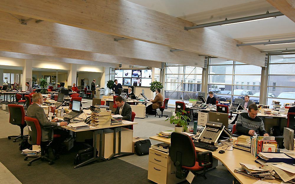 De newsroom van het Reformatorisch Dagblad in Apeldoorn, van waaruit de redactie haar werk verricht. Foto RD, Anton Dommerholt