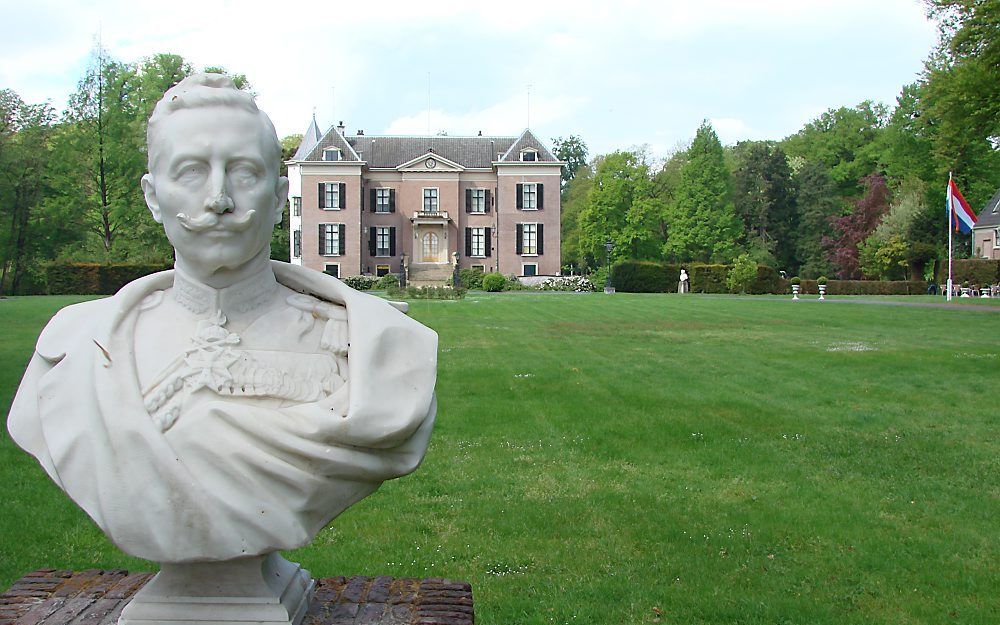 DOORN –  Het mausoleum van de Duitse keizer Wilhelm II in Doorn wordt voor het eerst sinds zijn dood opgeknapt. Restaurateurs zijn inmiddels met de werkzaamheden gestart. Na de Novemberrevolutie van 1918 vroeg en vond Wilhelm II asiel in Nederland. Foto A