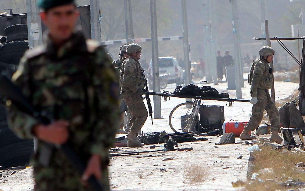 Bij de zwaarste aanslag sinds jaren op NAVO-troepen in Kabul zijn zaterdag 13 militairen omgekomen.  Foto EPA