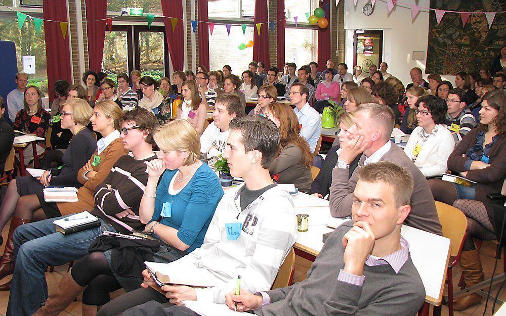 LAGE VUURSCHE – De jeugdbonden HHJO en LCJ organiseerden dit weekend een Bijbelstudieconferentie in Lage Vuursche. Foto Marieke de Vries