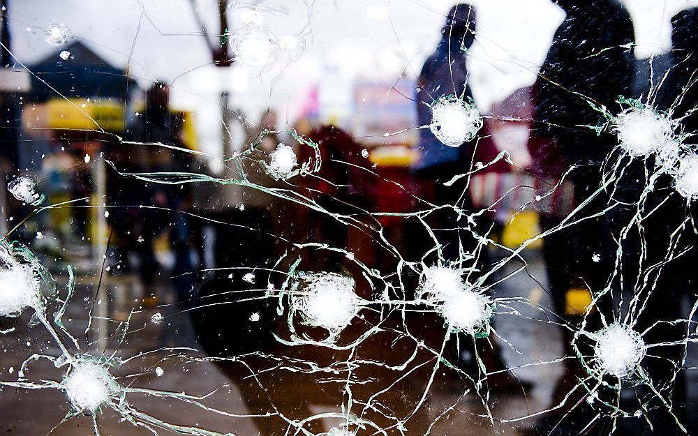 Kogelgaten op Place Saint-Lambert in Luik. Foto EPA