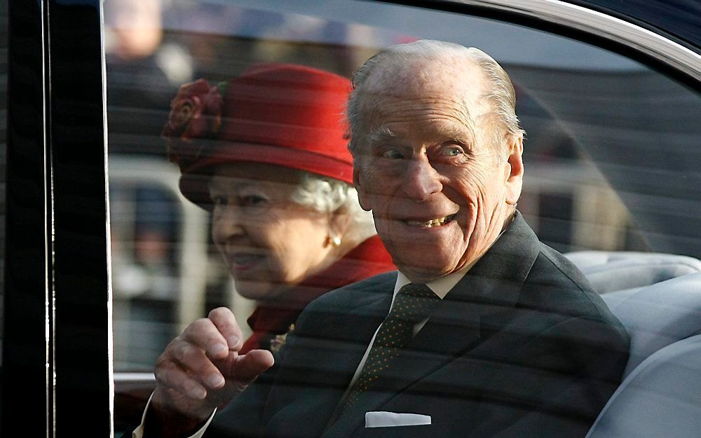 De Britse prins Philip mag dinsdag weer naar huis, na vier nachten in het ziekenhuis te hebben doorgebracht.  Foto EPA