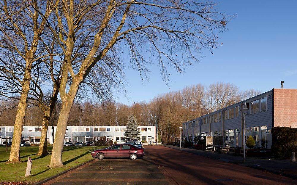 De straten in Nagele zijn rechttoe rechtaan. De bebouwing in het dorp werd ontworpen door architecten als Cornelis van Eesteren en Gerrit Rietveld. Foto André Dorst