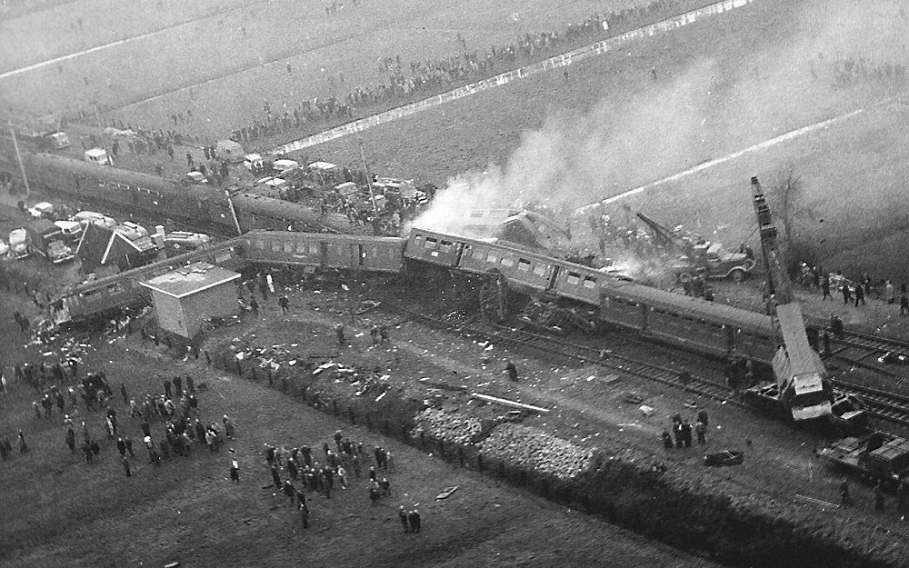 De treinramp bij Harmelen, morgen vijftig jaar geleden, is de grootste in de Nederlandse geschiedenis. Foto ANP